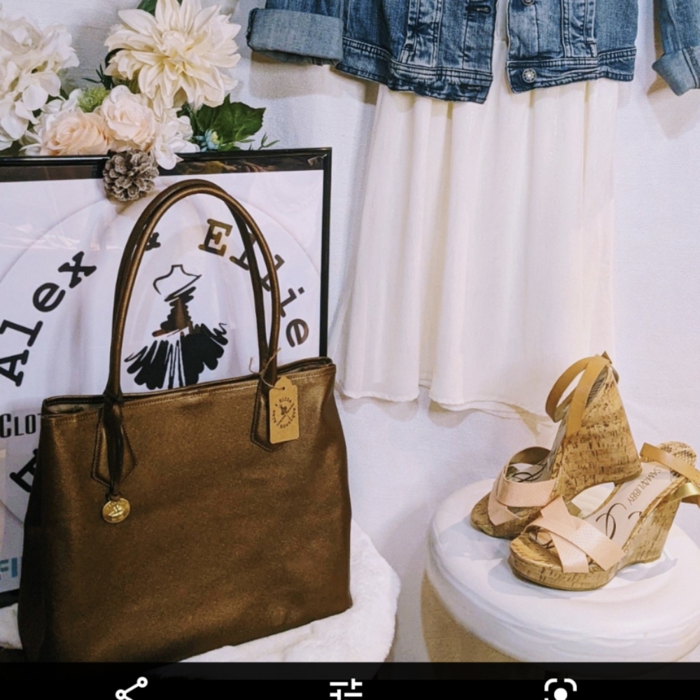 ⭕SOLD⭕Brahmin Tote Bag - Picture 3 of 7